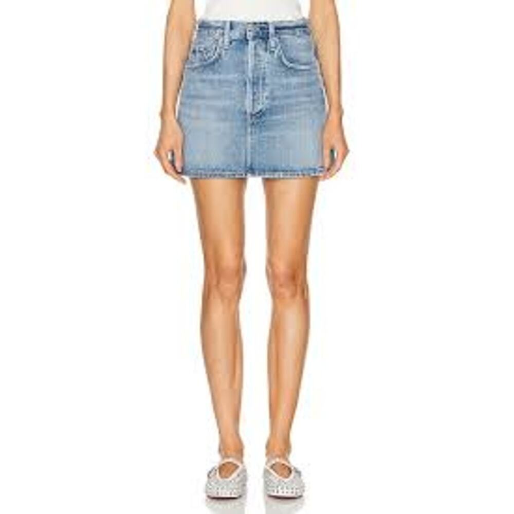 FRAME Light Wash Raw Hem 5 Pocket Mini Skirt Size‎ 32